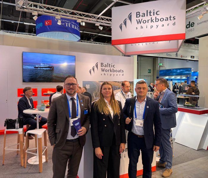 Piret Brants, Konstantīns Mihailovs and Ivo Pukk at the Insta Globe stand during SMM Hamburg 2026